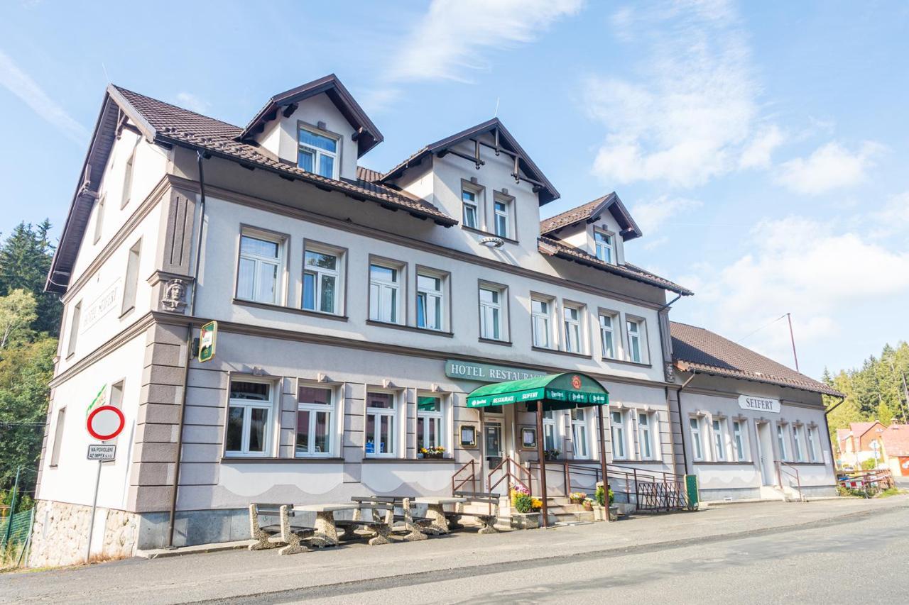 Hotel Seifert Nové Hamry Exterior foto